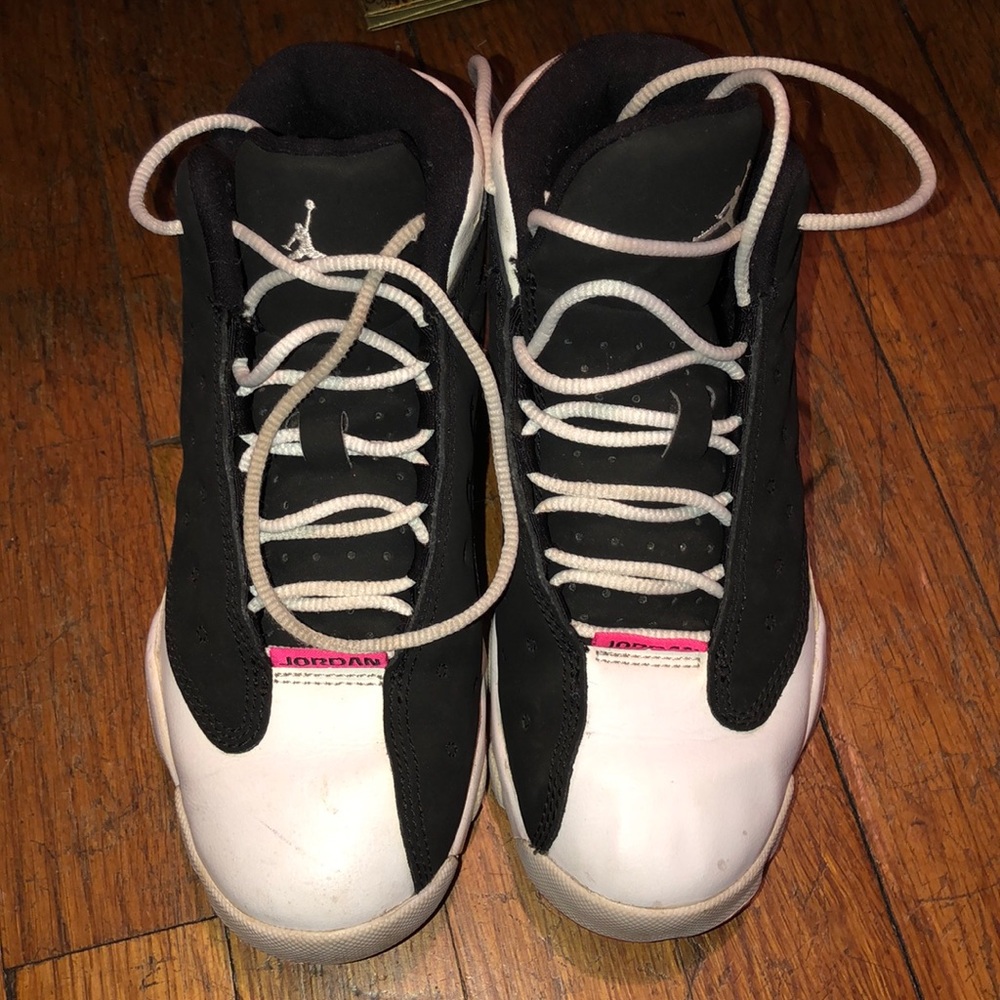 Girls Jordan retro 13